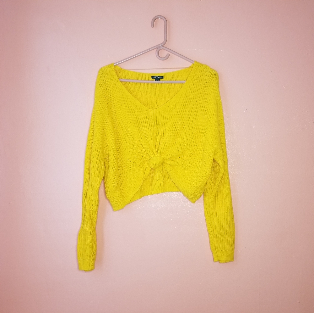 Yellow Crop-Sweater